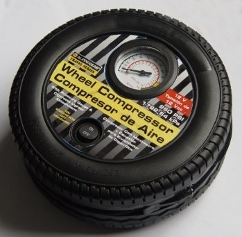 شكل الإطارات المحمولة ضاغط الهواء للسيارة منفاخ الإطارات البلاستيك DC12V