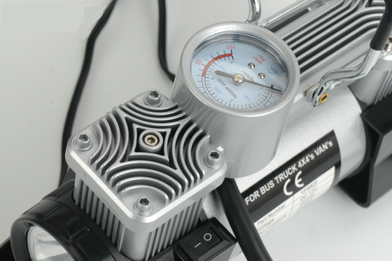 12v 180w 150psi المحمولة سيارة الهواء كونبريسور مضخة الإطارات المعدنية مع الضوء